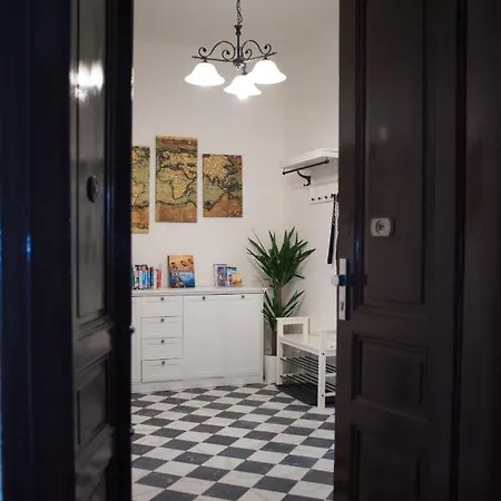 Apartment Florenc With 3-bathrooms & Bedrooms Prague