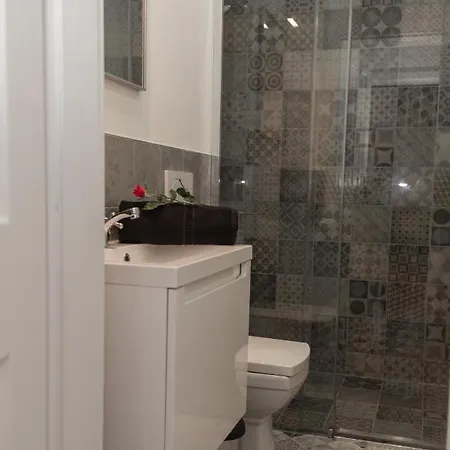 Florenc With 3-bathrooms & Bedrooms Lejlighed